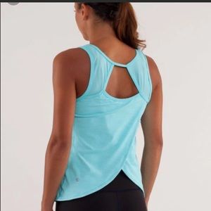 Lululemon tank